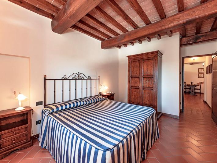 סן ג'ימיניאנו Castello Di Fulignano Soarzio Panoramic Apartment מראה חיצוני תמונה