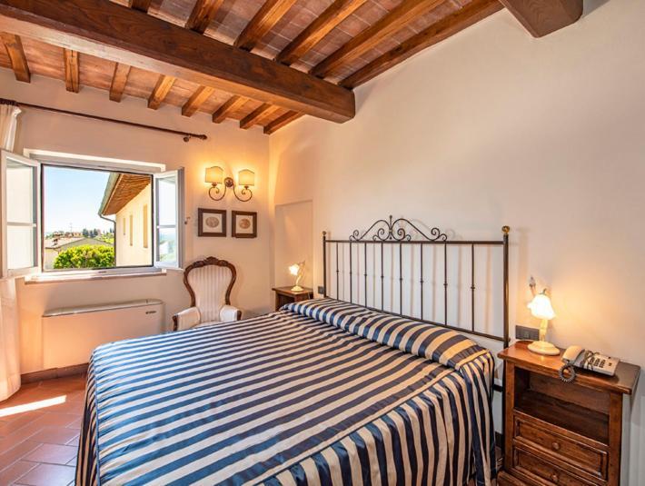 סן ג'ימיניאנו Castello Di Fulignano Soarzio Panoramic Apartment מראה חיצוני תמונה