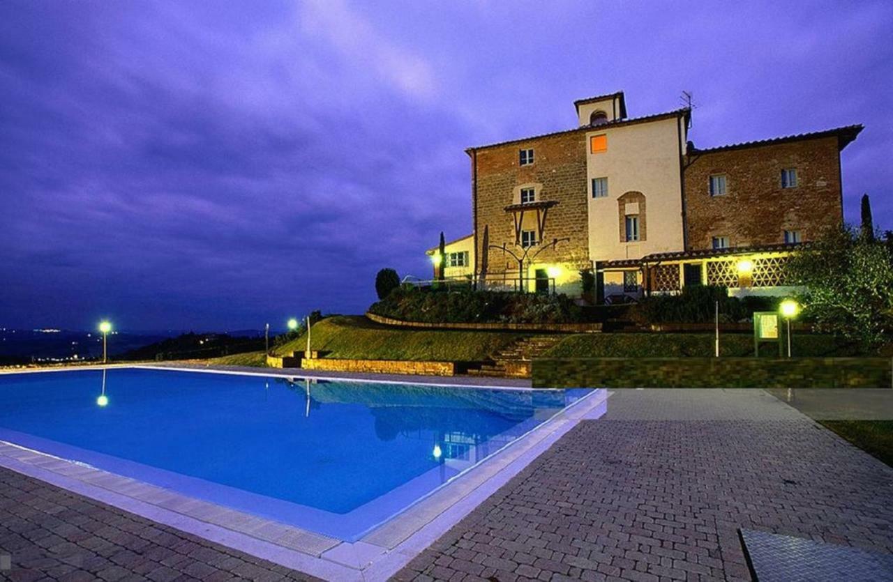 סן ג'ימיניאנו Castello Di Fulignano Soarzio Panoramic Apartment מראה חיצוני תמונה